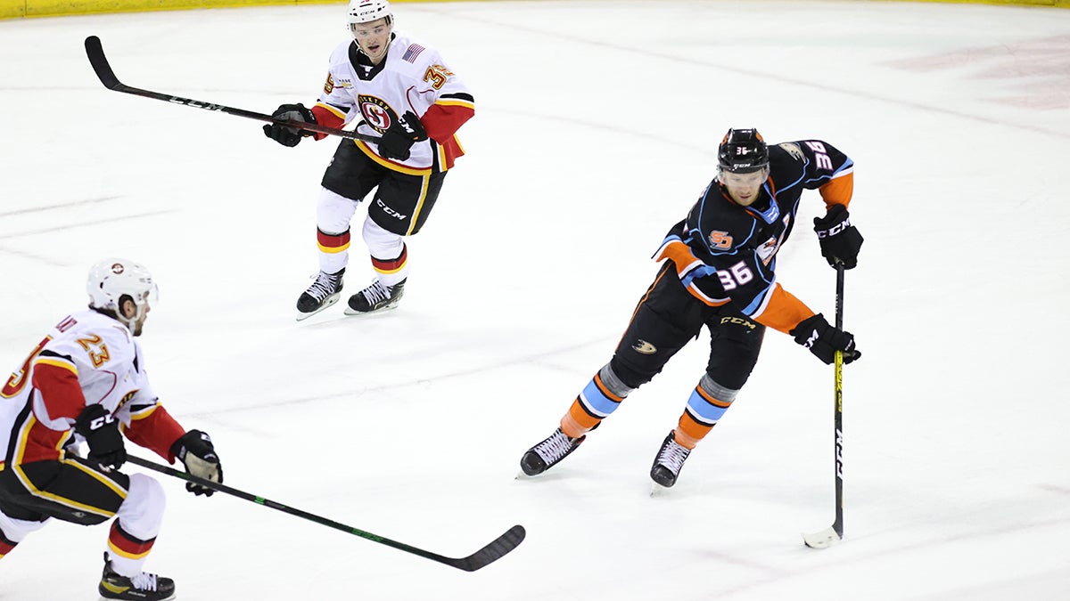 LIVE: Gulls, Heat Underway In Stockton | San Diego Gulls