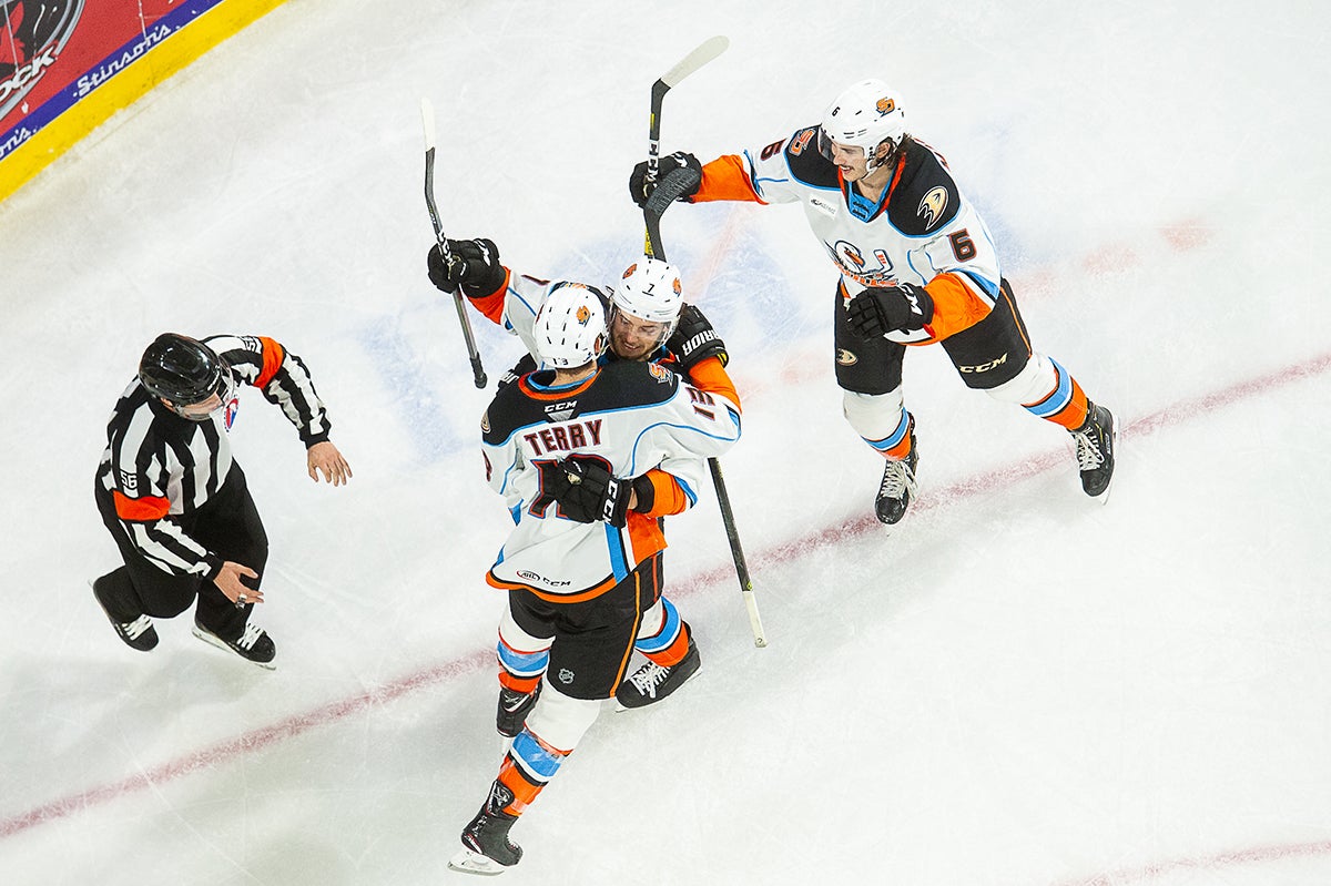 Gulls Grads - Troy Terry